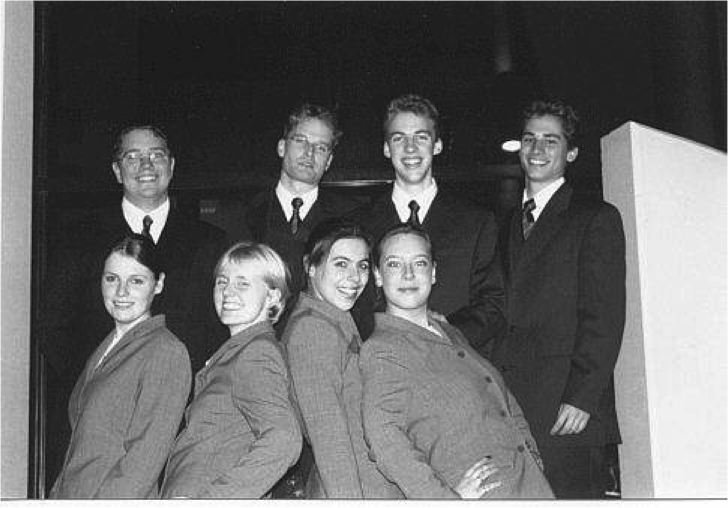 vergroot /fotos-besturen/2001.png